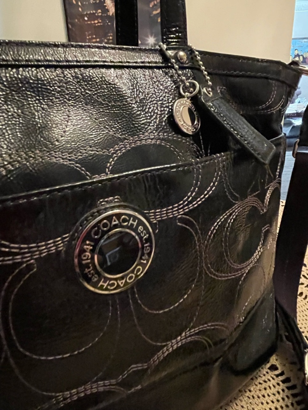 Coach Signature Stitched Leather Diaper-Tote Bag. A iPad can fit too - Picture 2 of 13